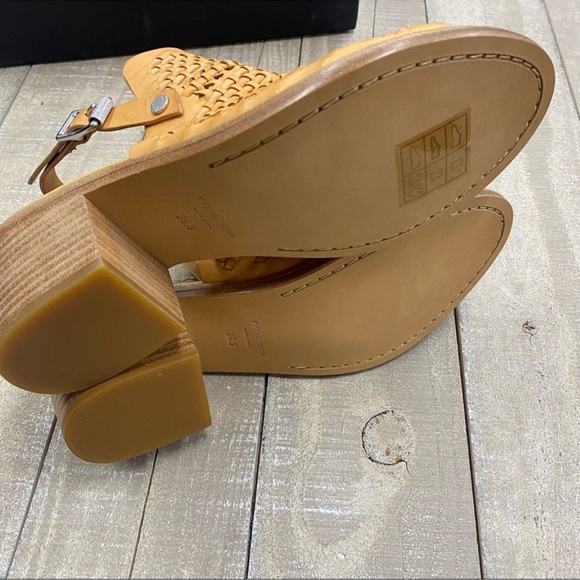 RAG & BONE | Wyatt Mid Heel in Natural Woven - Picture 3 of 5